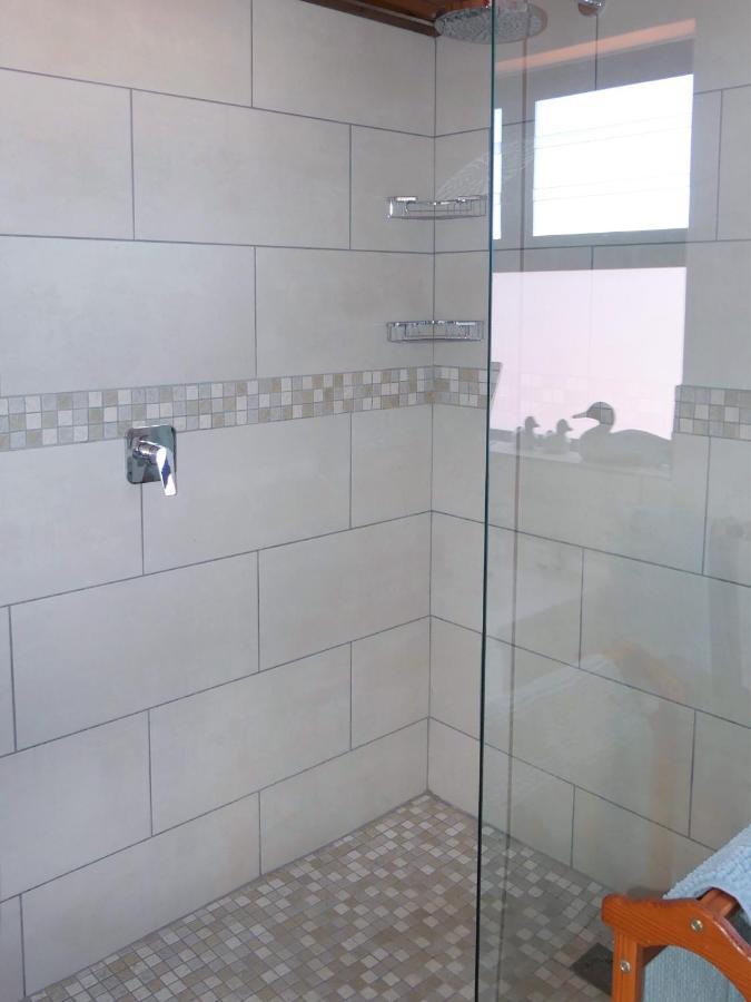 Shalom Self Catering Hotel Kleinmond Bagian luar foto