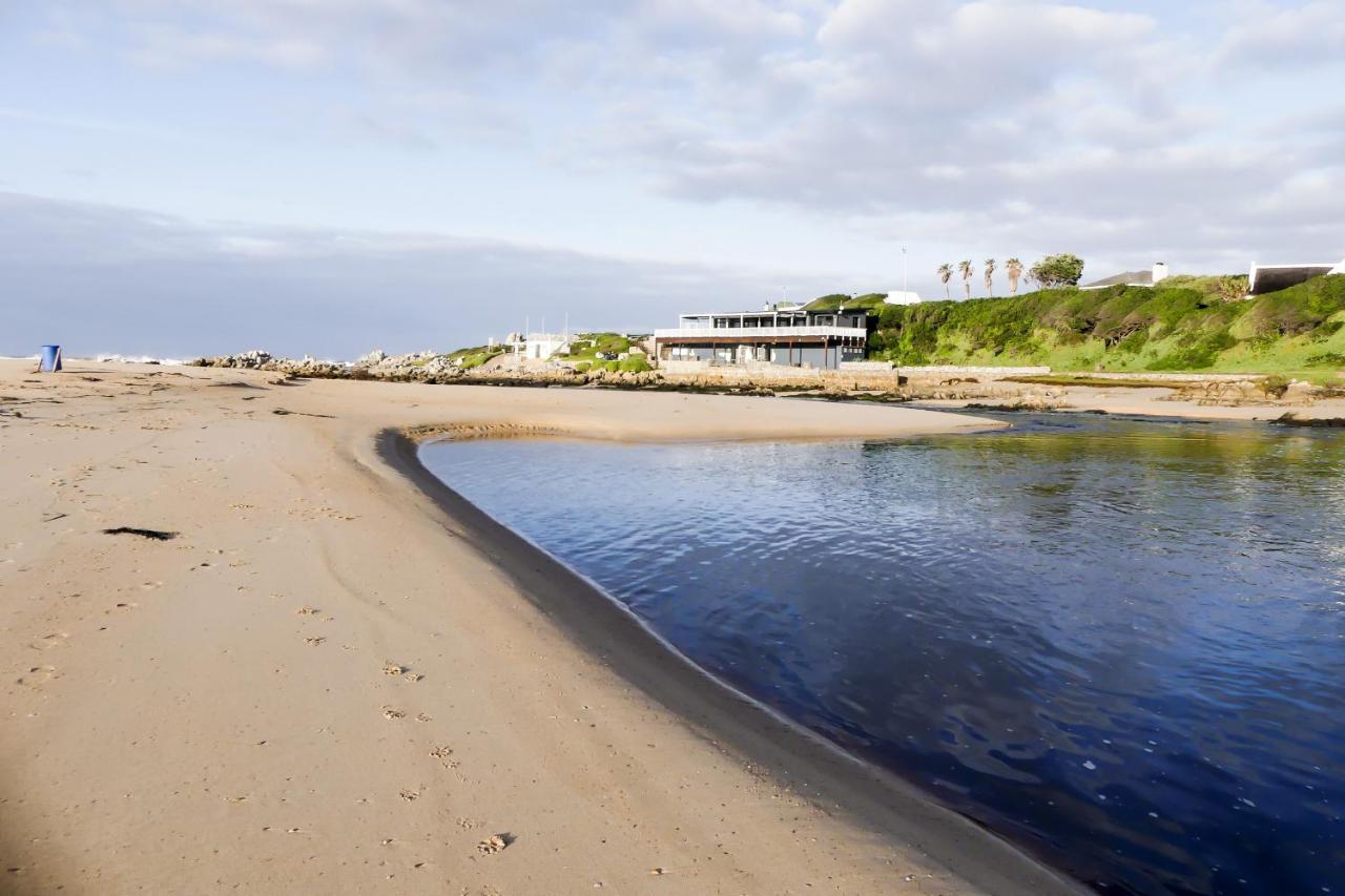 Shalom Self Catering Hotel Kleinmond Bagian luar foto