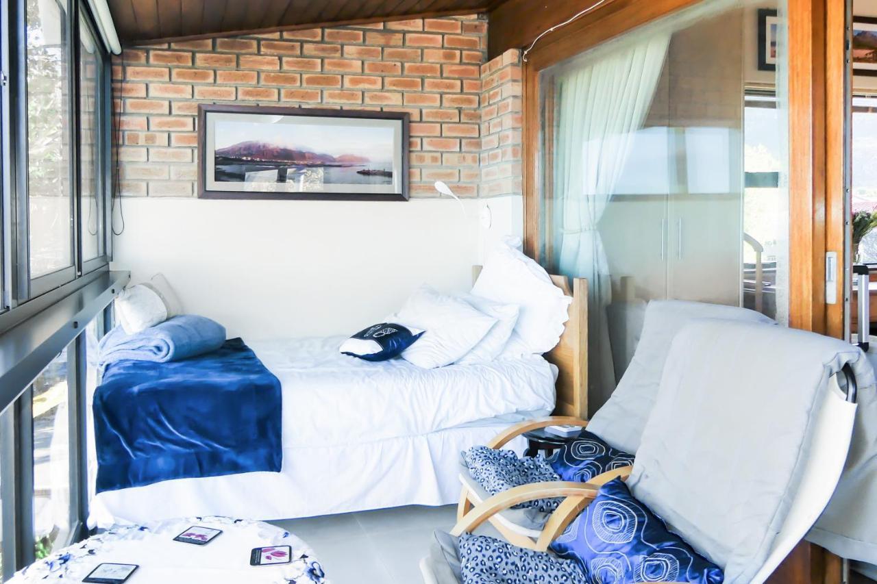 Shalom Self Catering Hotel Kleinmond Bagian luar foto