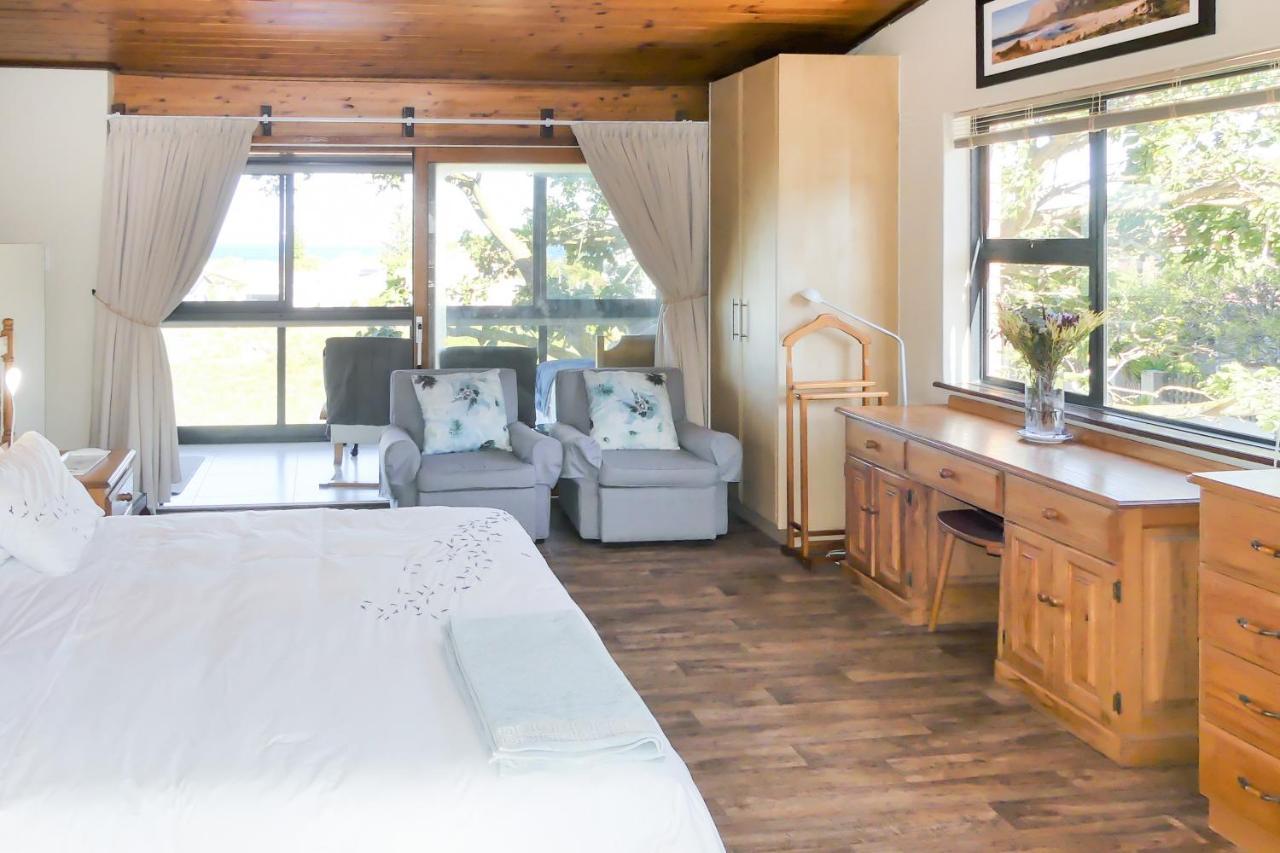 Shalom Self Catering Hotel Kleinmond Bagian luar foto